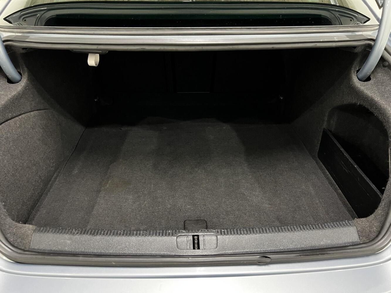 Volkswagen Passat CC vaihtoauto