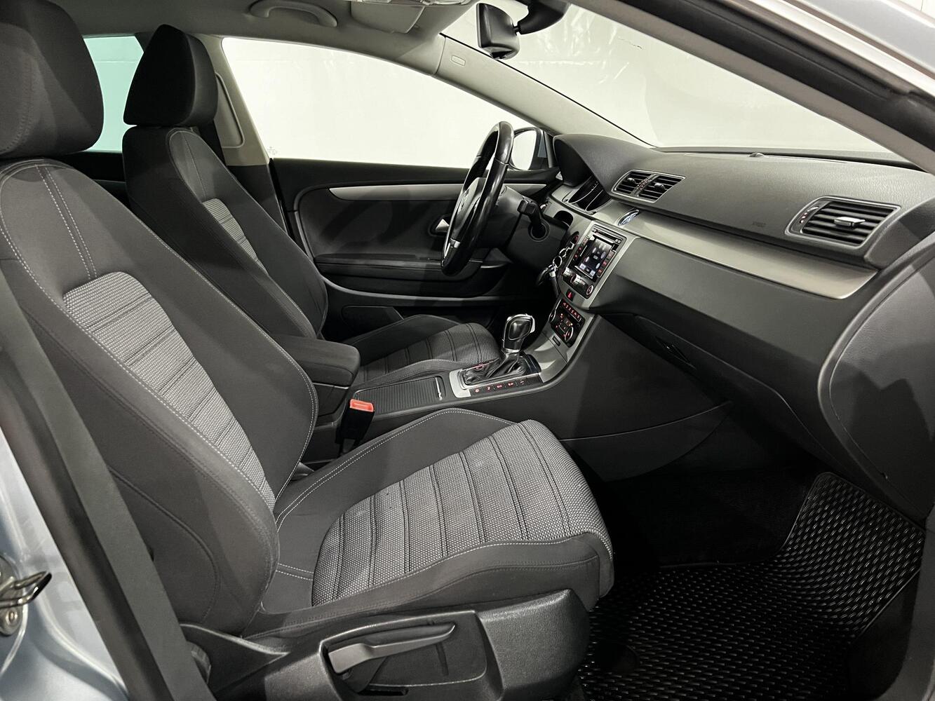 Volkswagen Passat CC vaihtoauto