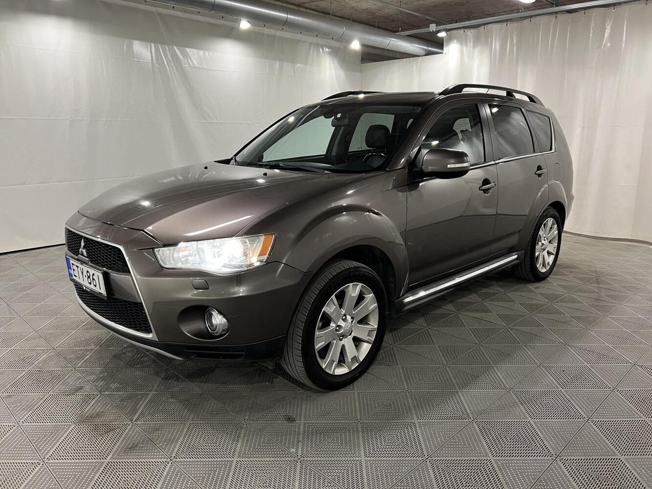 Mitsubishi Outlander vaihtoauto