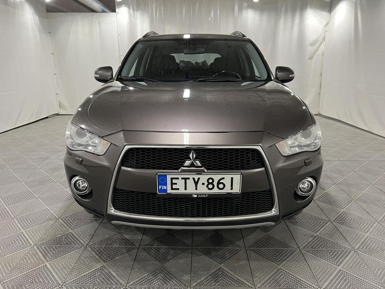Mitsubishi Outlander vaihtoauto