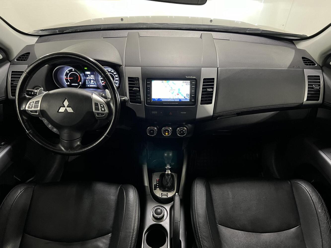 Mitsubishi Outlander vaihtoauto