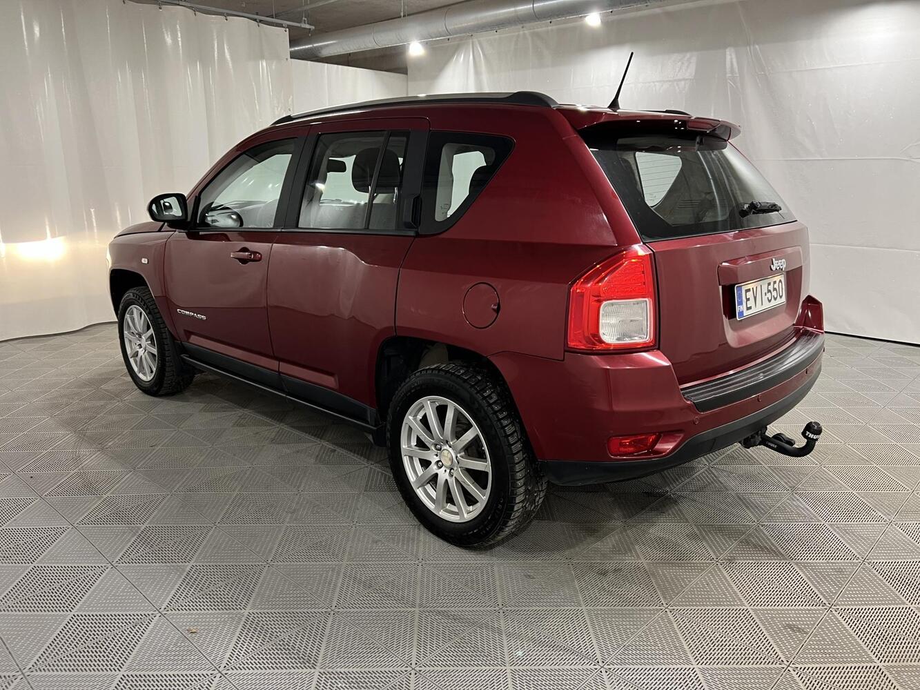 Jeep Compass vaihtoauto