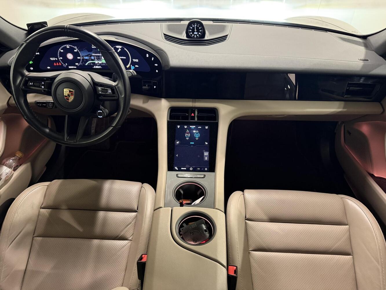 Porsche Taycan vaihtoauto