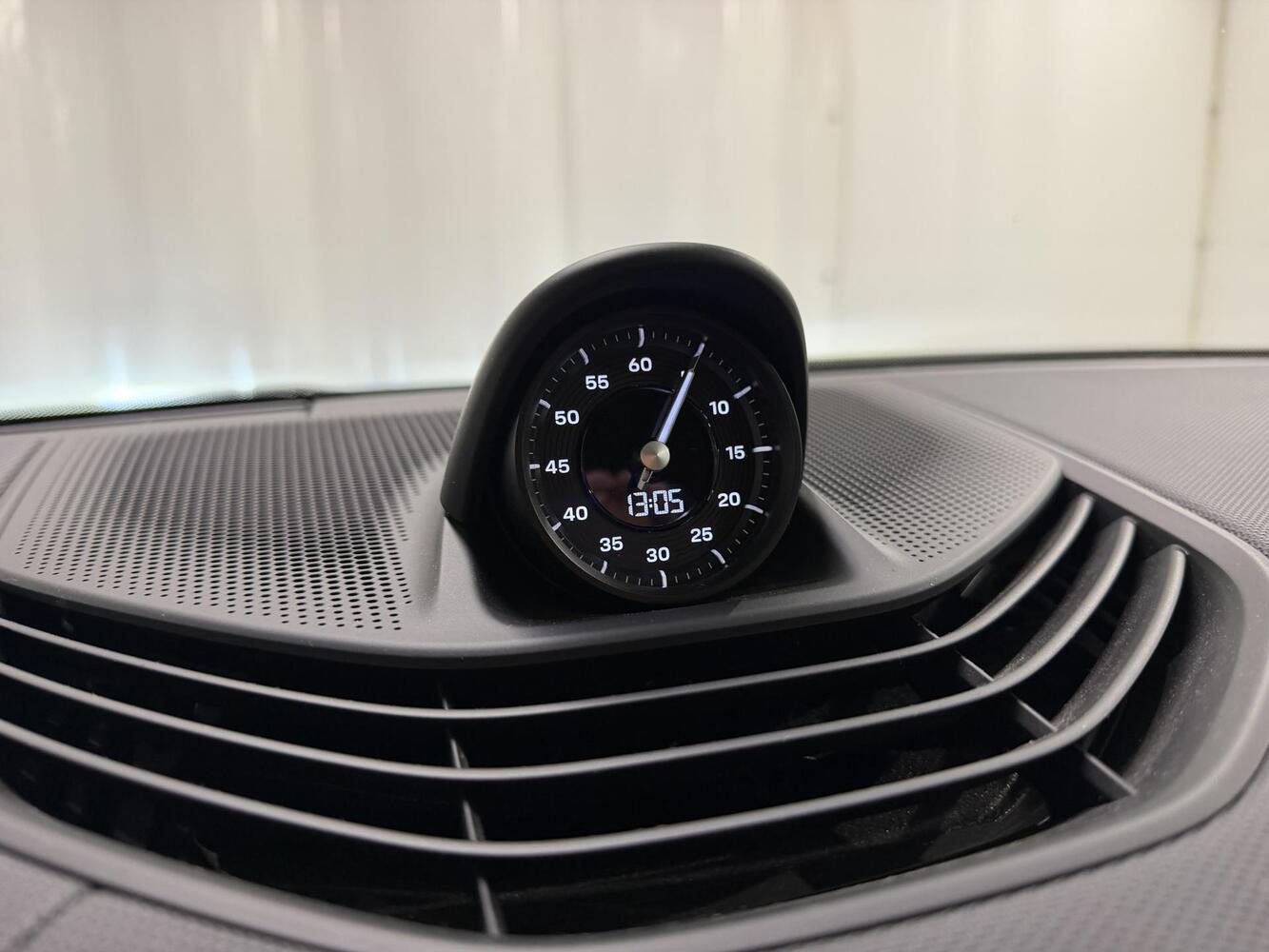Porsche Taycan vaihtoauto