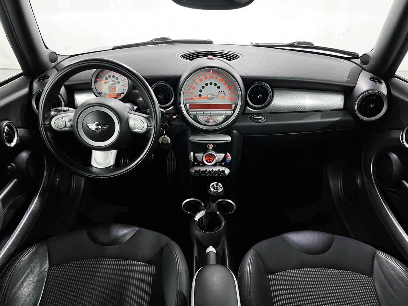 Mini Clubman vaihtoauto