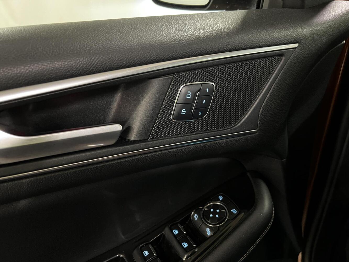 Ford Edge vaihtoauto