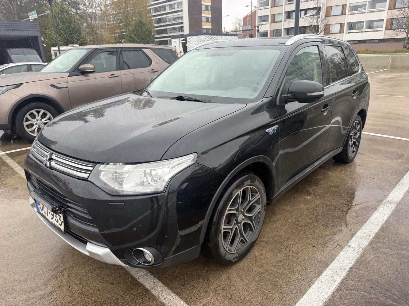 Mitsubishi Outlander PHEV vaihtoauto