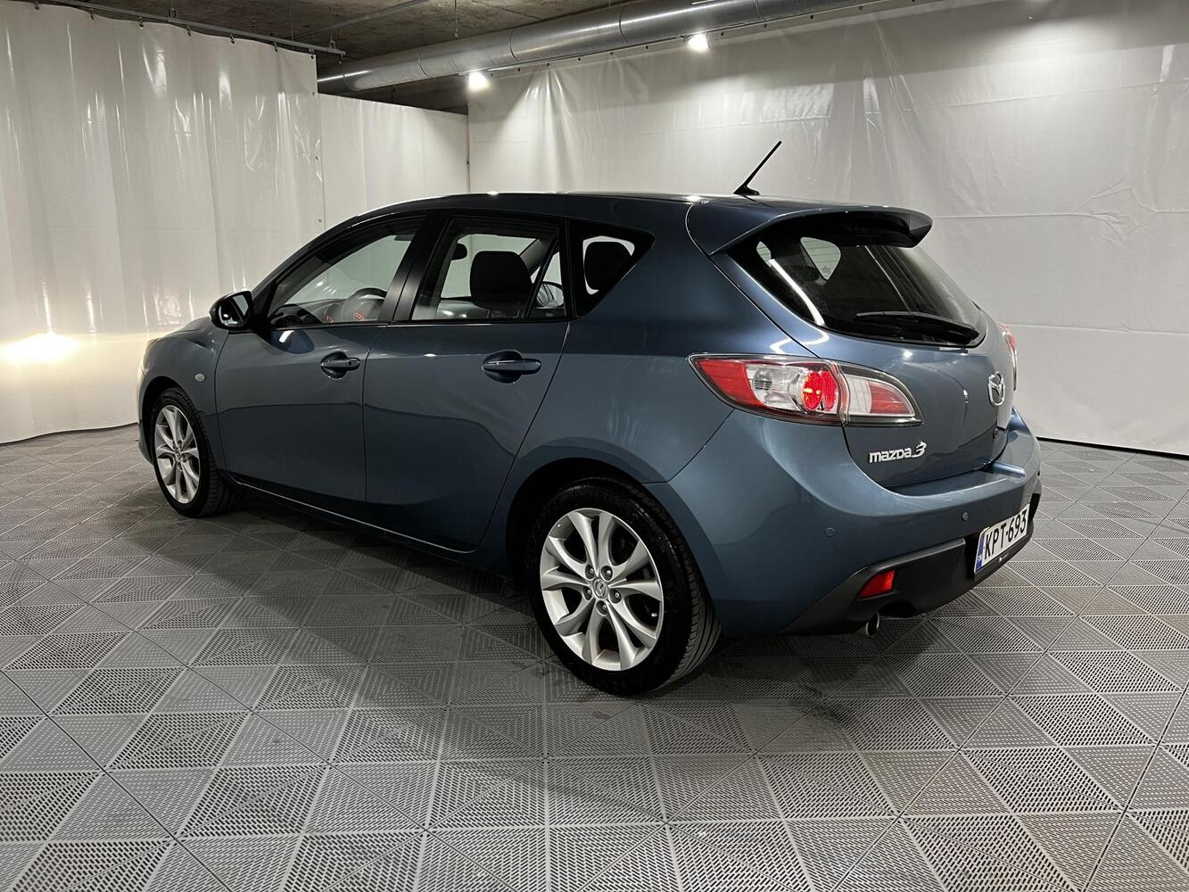 Mazda 3 vaihtoauto