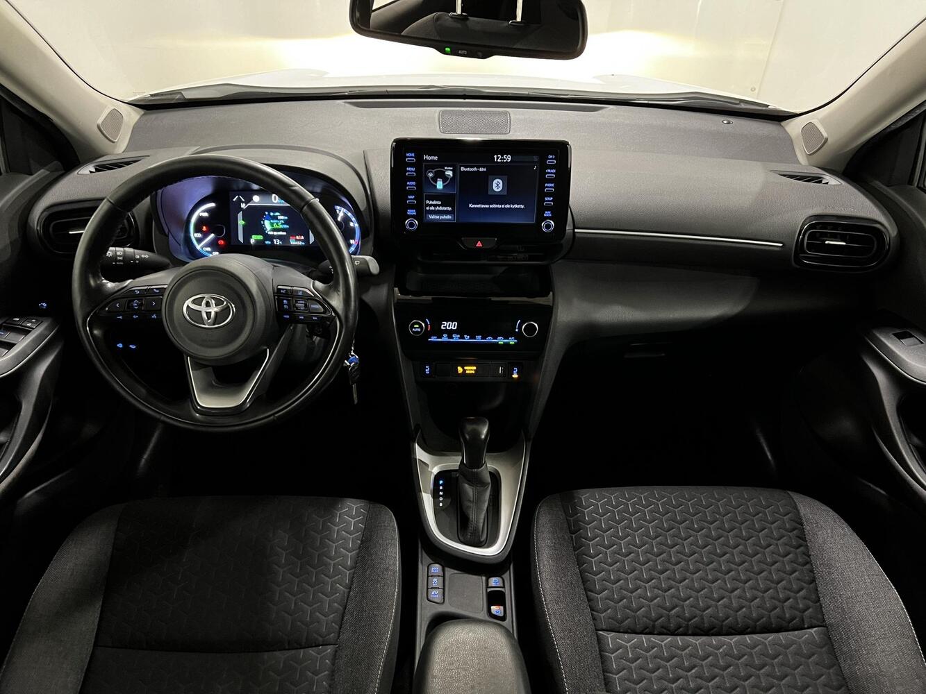Toyota Yaris Cross vaihtoauto