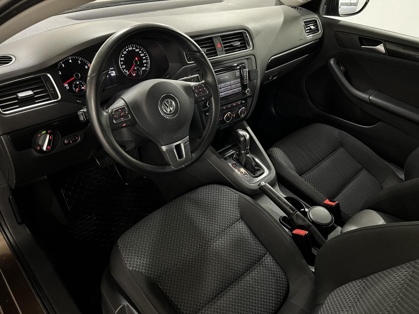 Volkswagen Jetta vaihtoauto