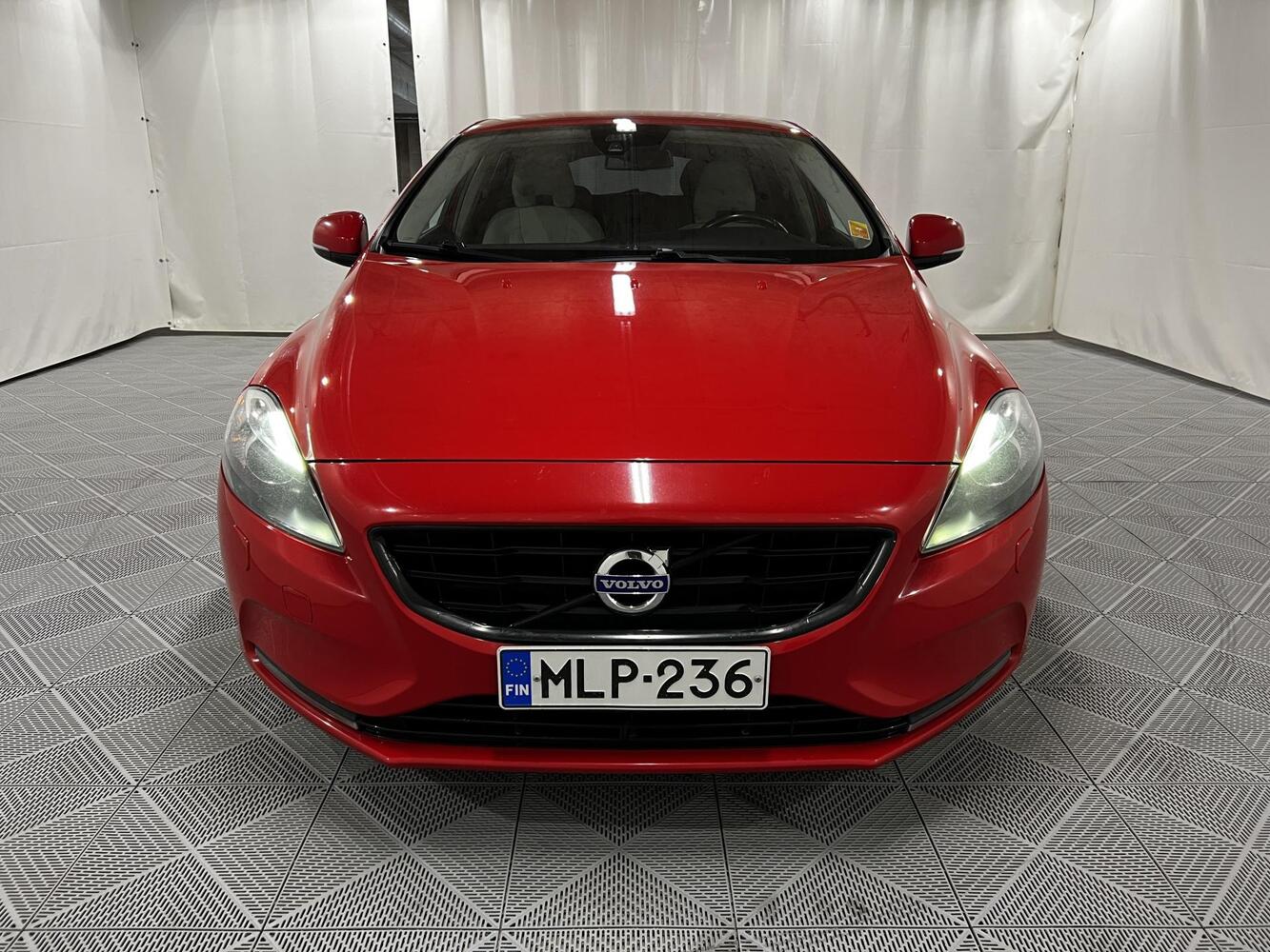 Volvo V40 vaihtoauto