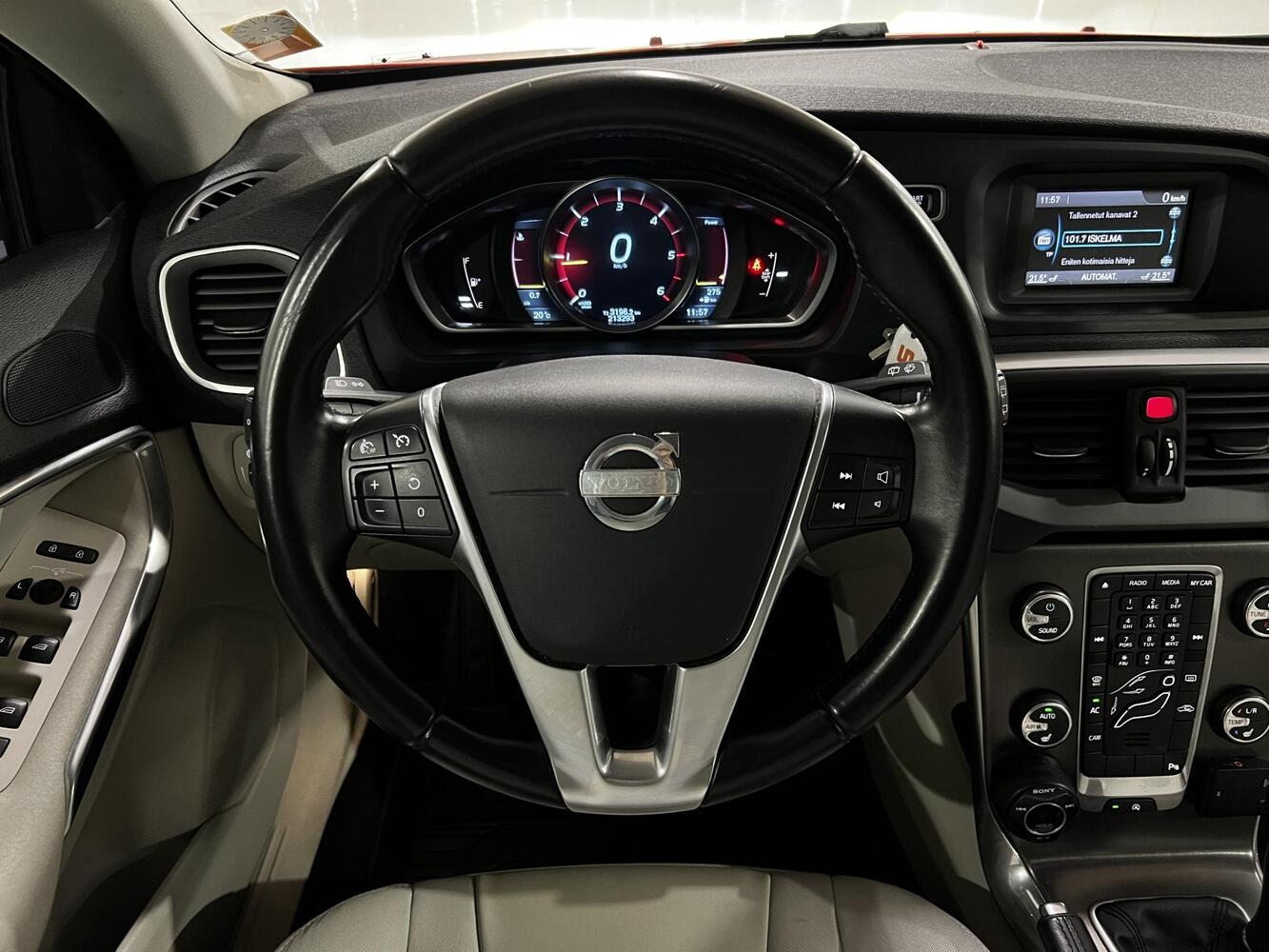 Volvo V40 vaihtoauto