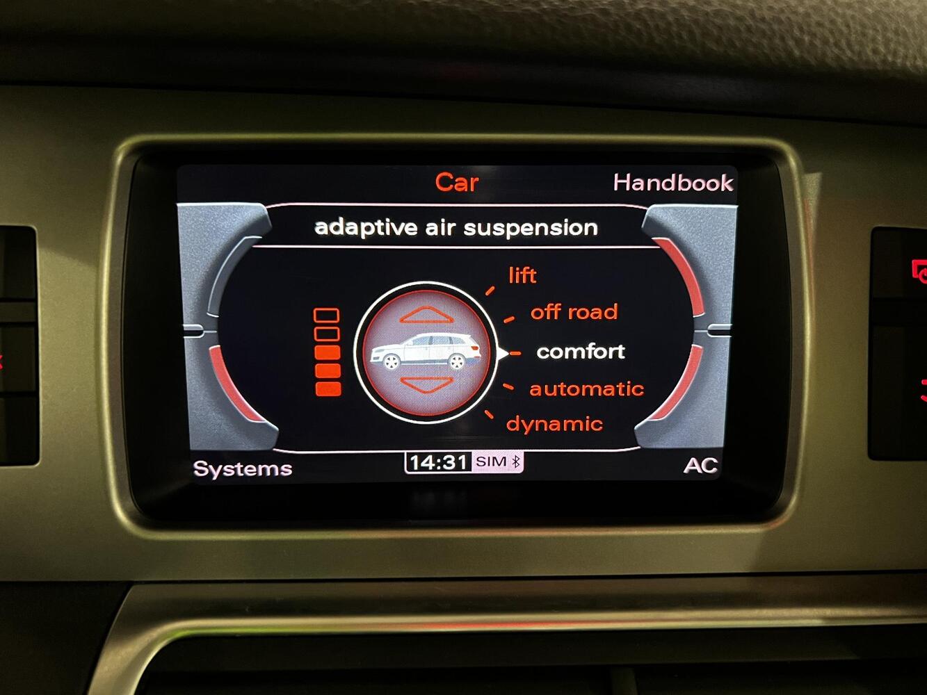 Audi Q7 vaihtoauto