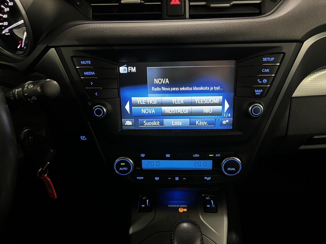 Toyota Avensis vaihtoauto
