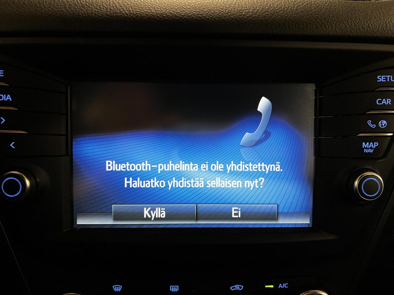 Toyota Avensis vaihtoauto