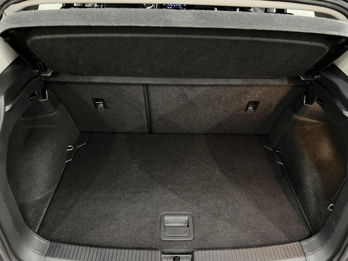 Volkswagen T-Cross vaihtoauto