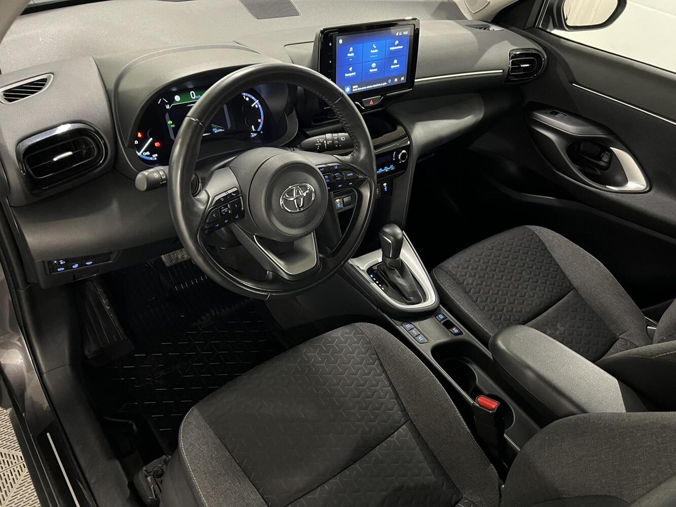 Toyota Yaris Cross vaihtoauto