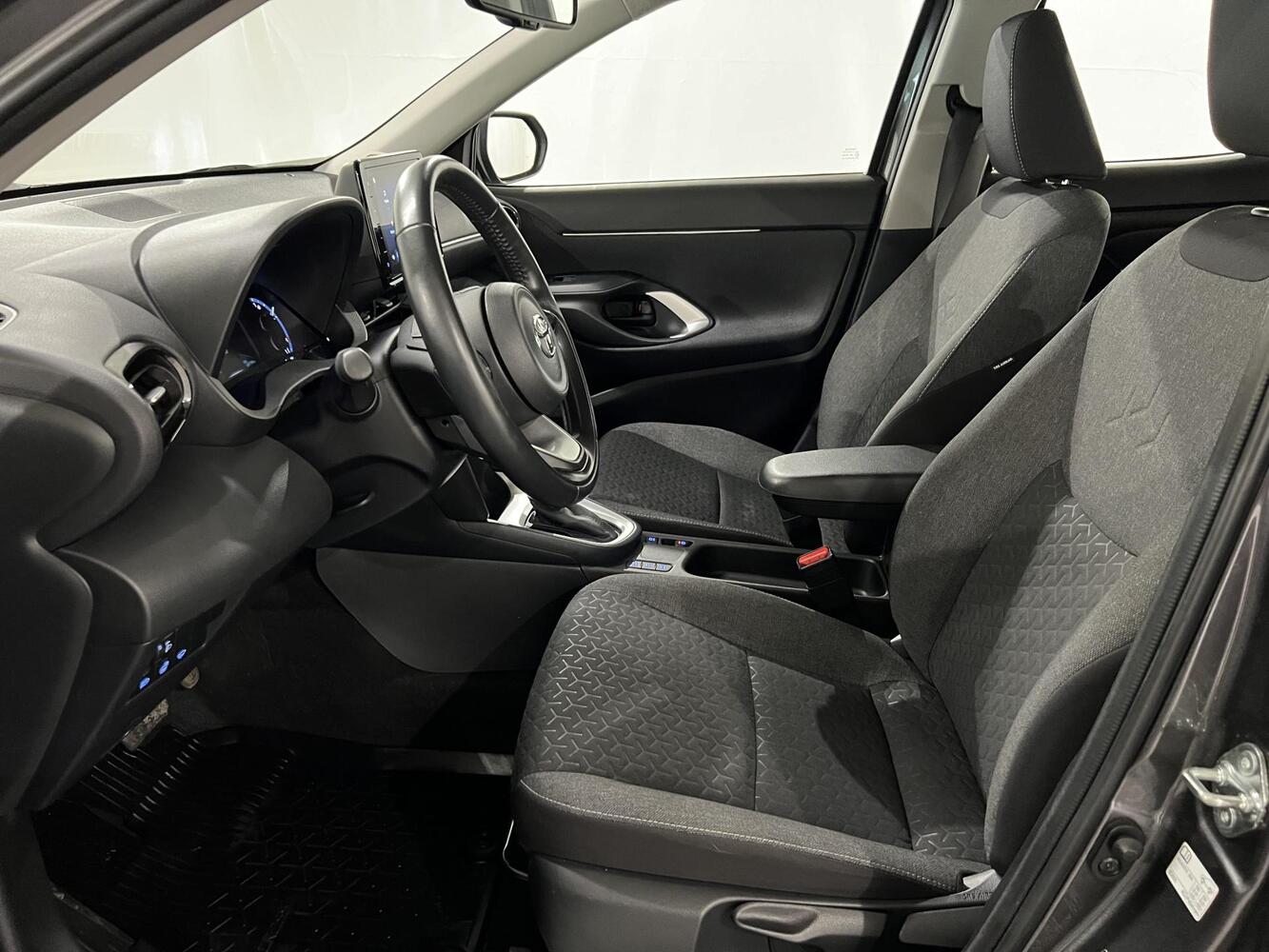 Toyota Yaris Cross vaihtoauto