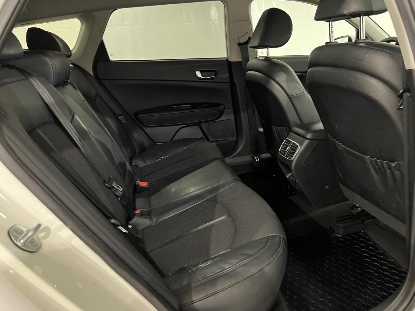 Kia Optima vaihtoauto