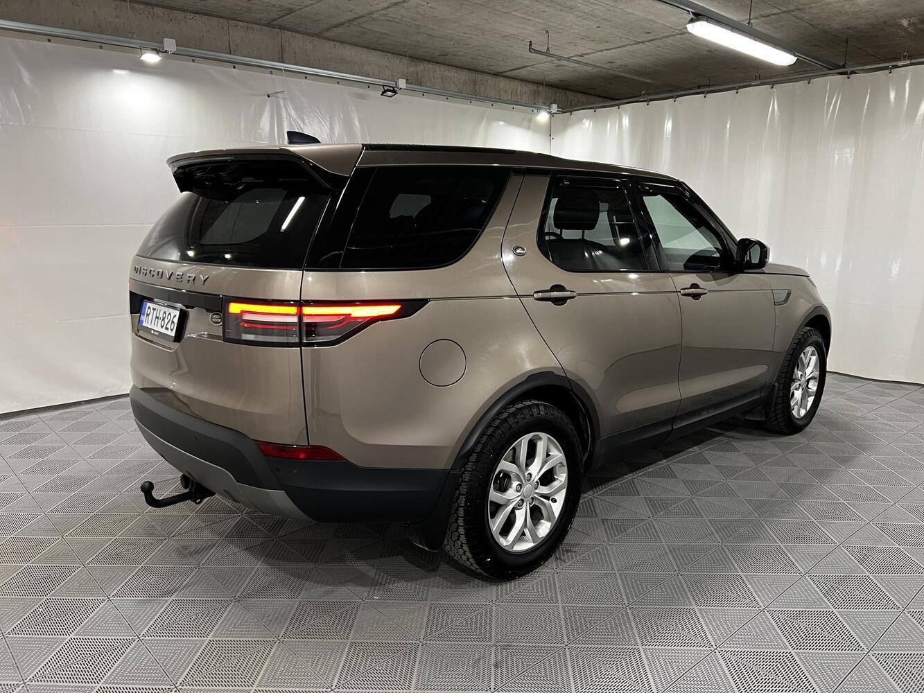 Land Rover Discovery vaihtoauto