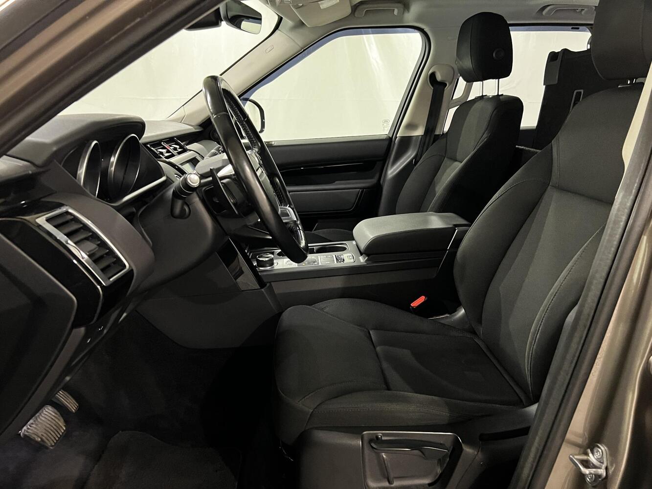 Land Rover Discovery vaihtoauto