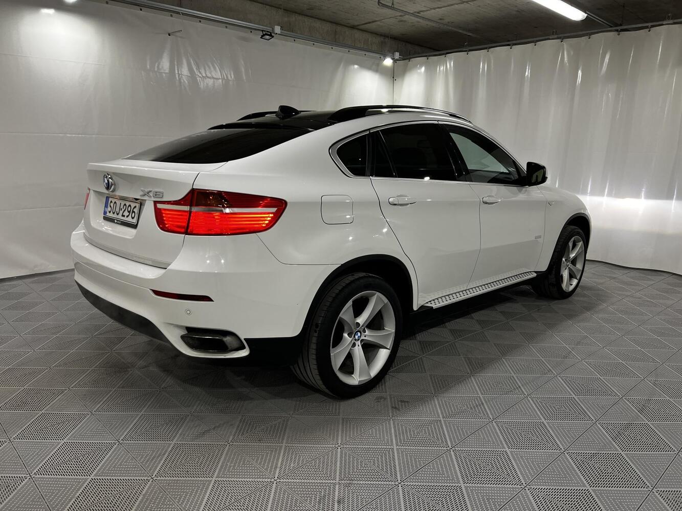 BMW X6 vaihtoauto