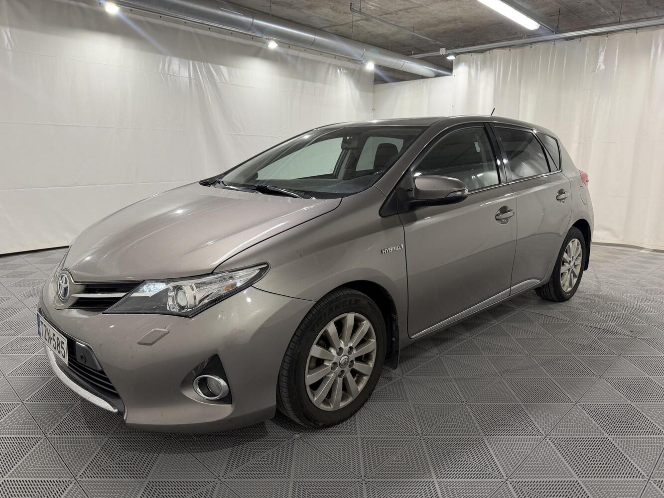 Toyota Auris vaihtoauto