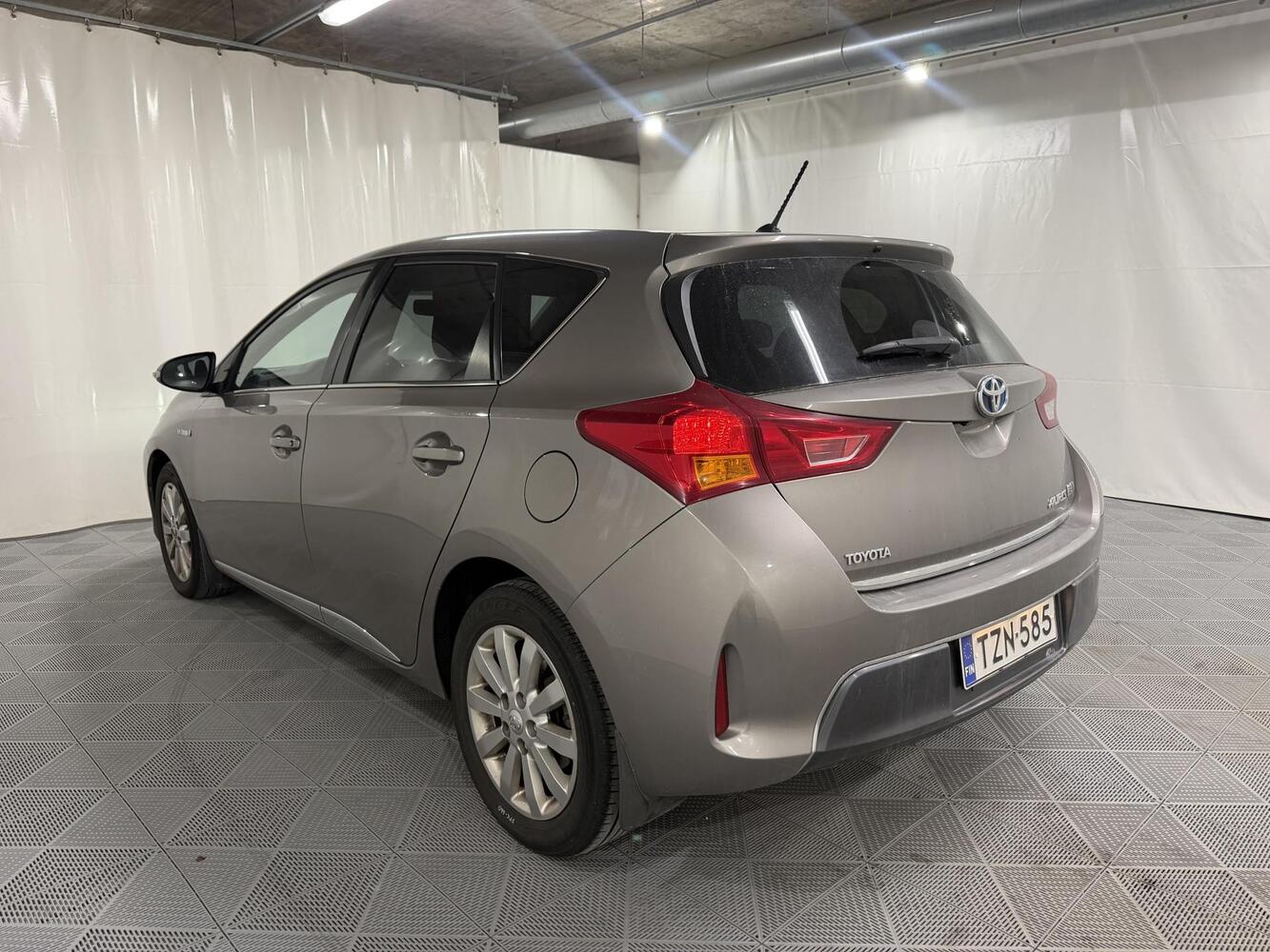 Toyota Auris vaihtoauto