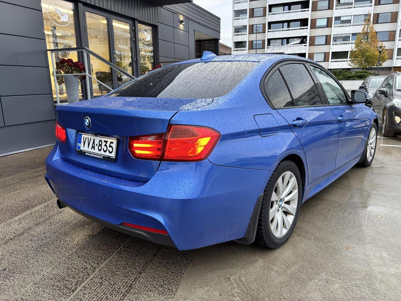 BMW 320 vaihtoauto