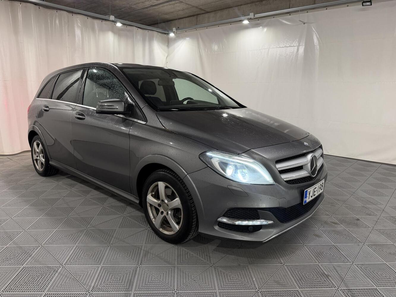 Mercedes-Benz B vaihtoauto