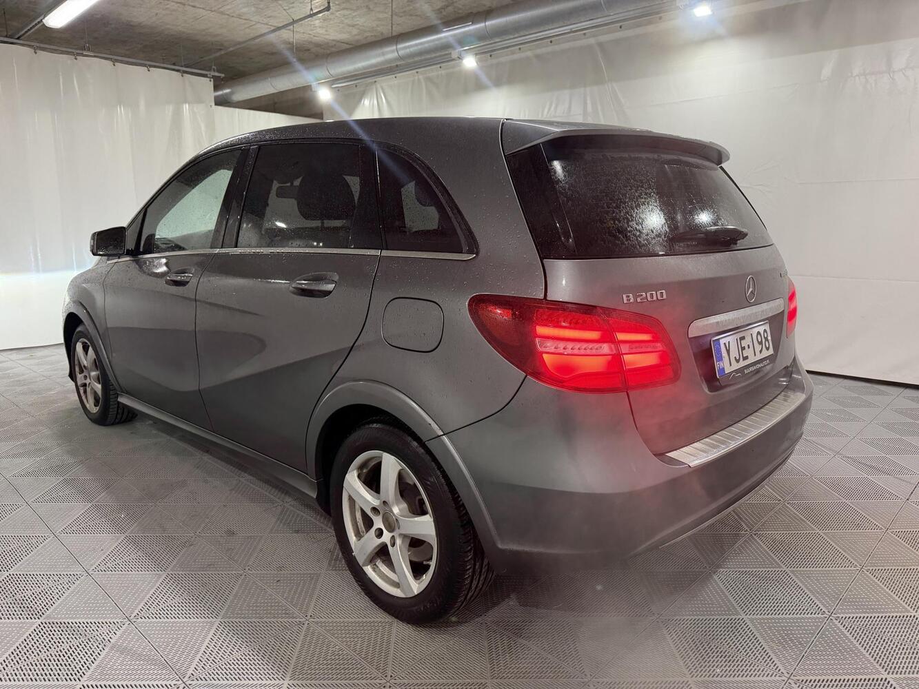 Mercedes-Benz B vaihtoauto