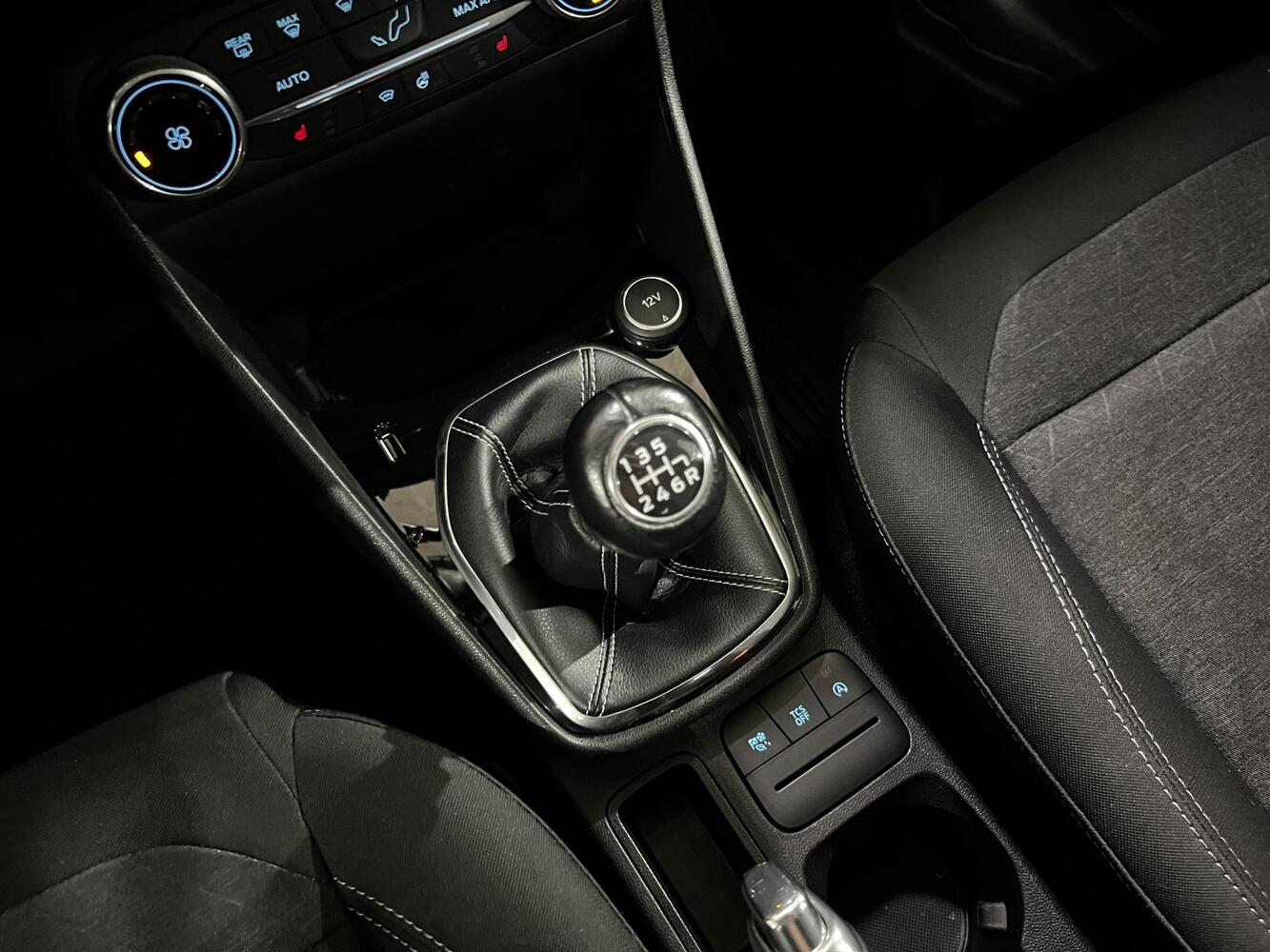 Ford Fiesta vaihtoauto