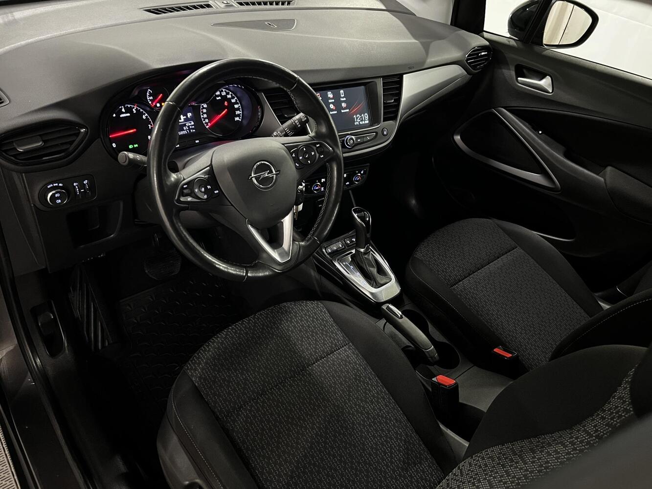 Opel Crossland vaihtoauto