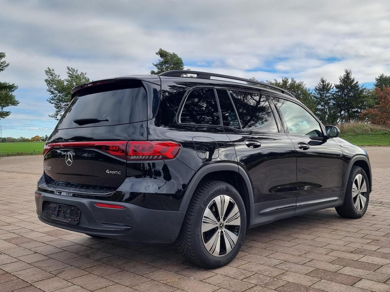 Mercedes-Benz EQB vaihtoauto