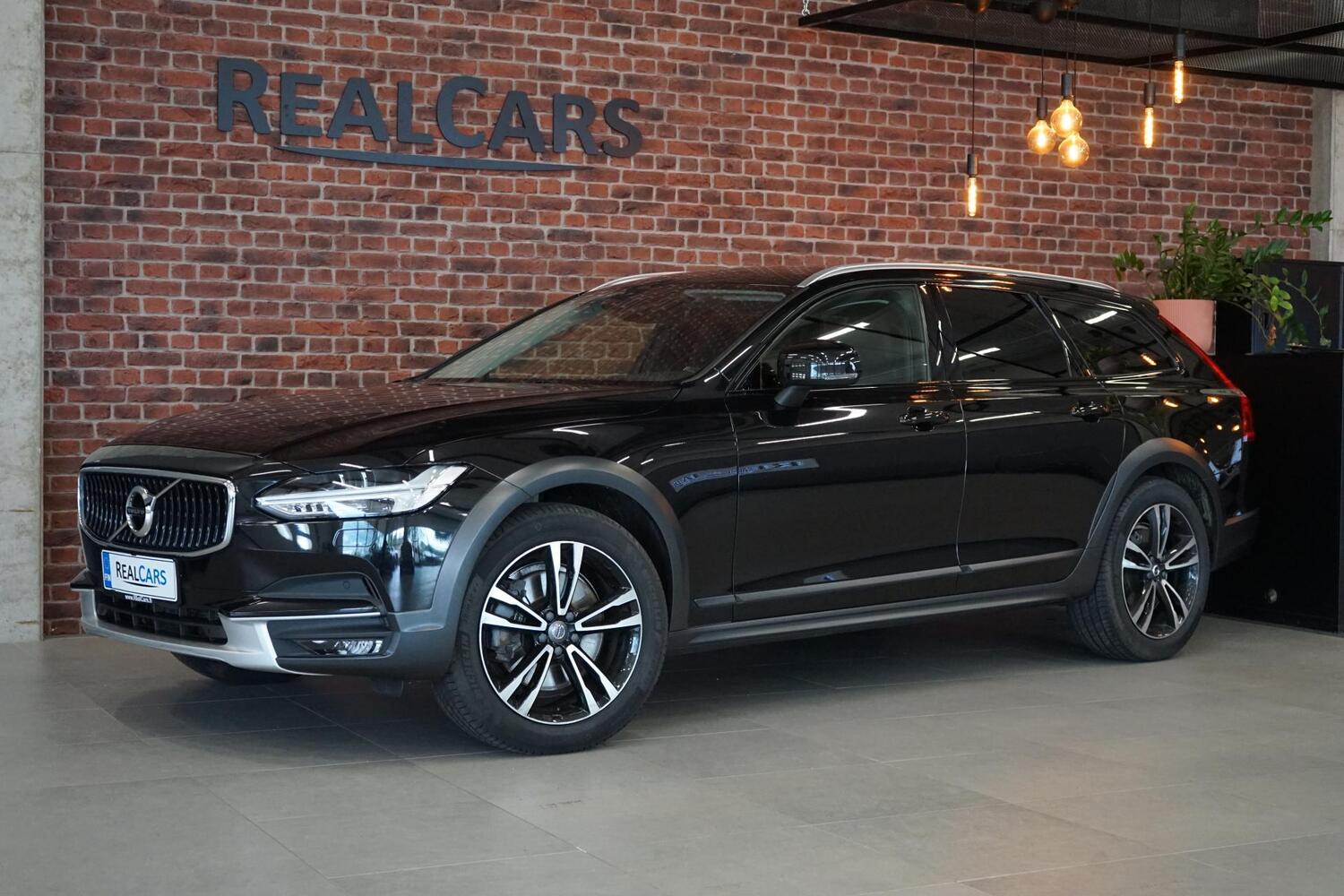 Volvo V90 Cross Country vaihtoauto