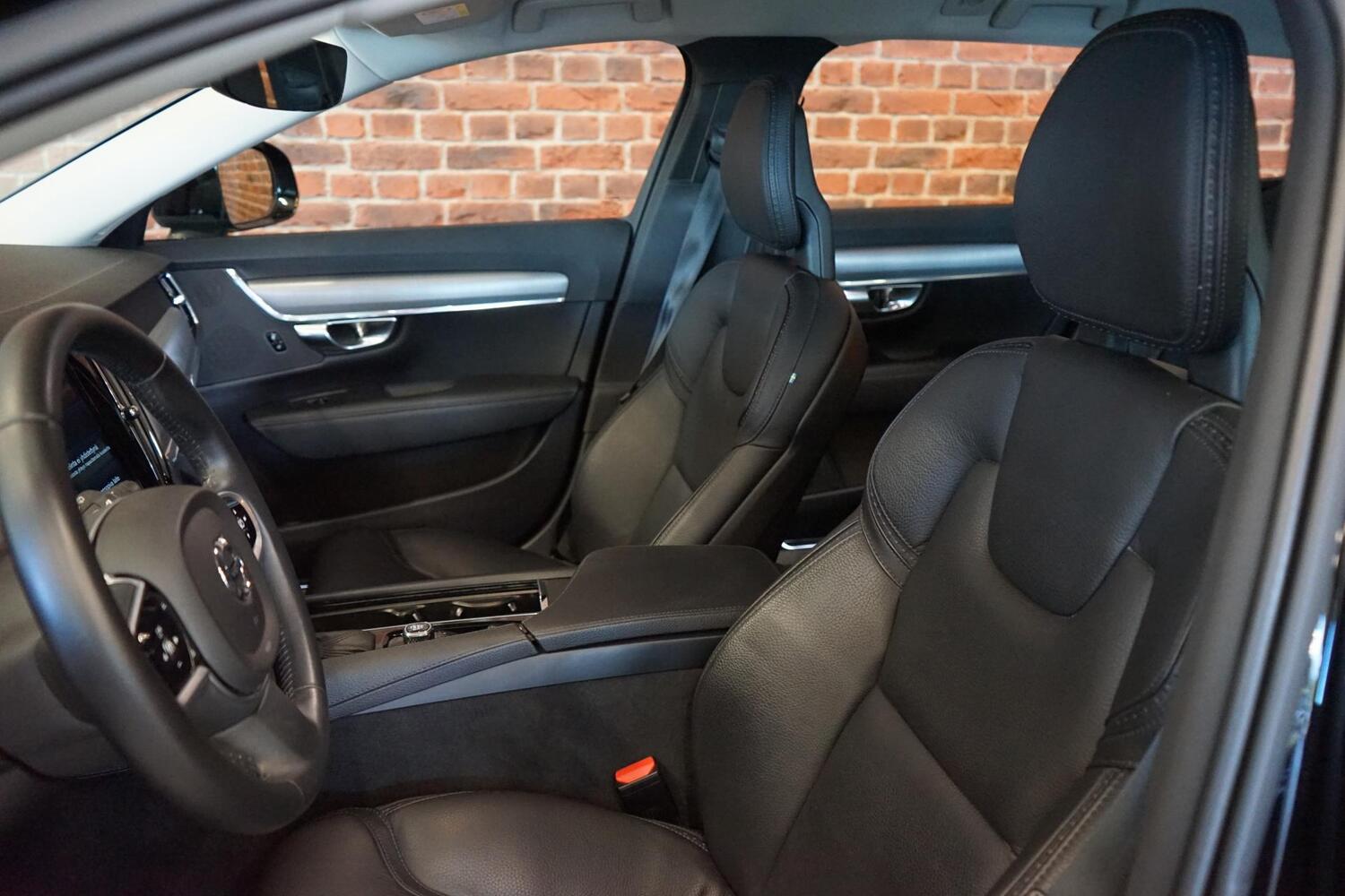 Volvo V90 Cross Country vaihtoauto