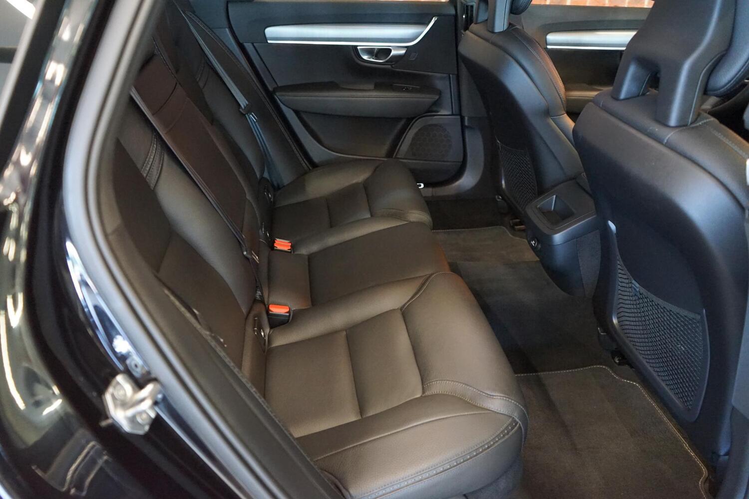 Volvo V90 Cross Country vaihtoauto