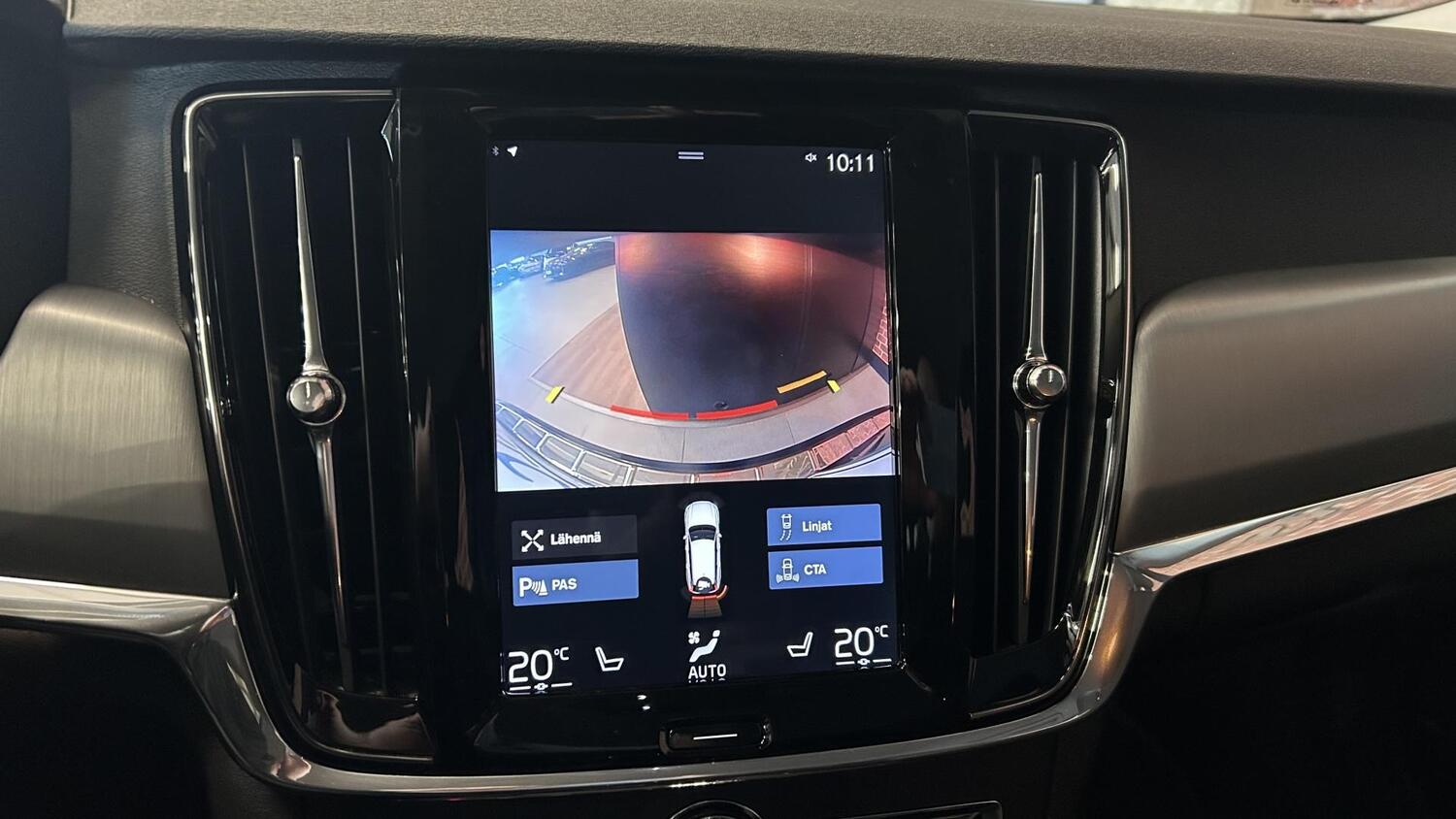 Volvo V90 Cross Country vaihtoauto