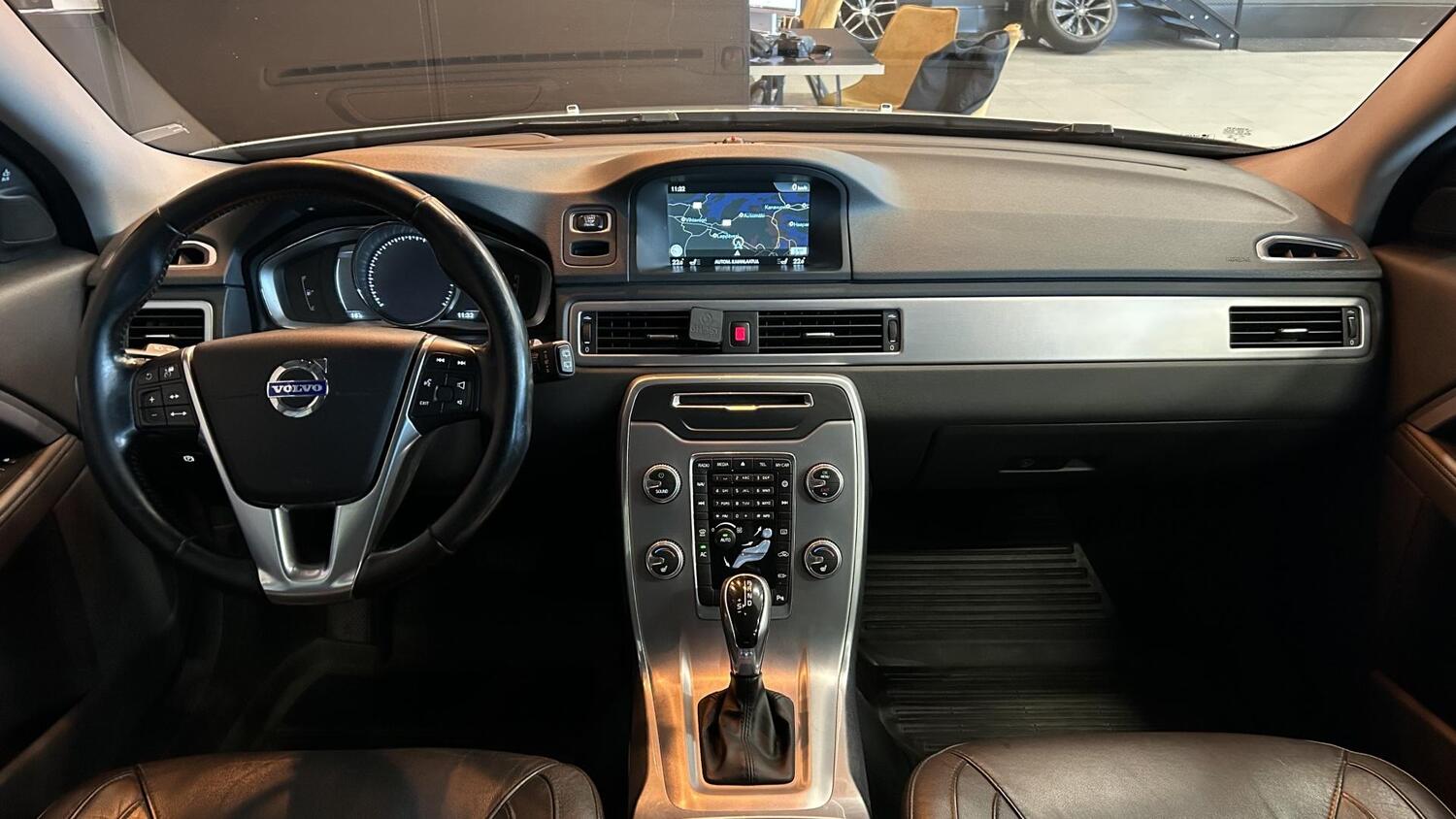 Volvo V70 vaihtoauto