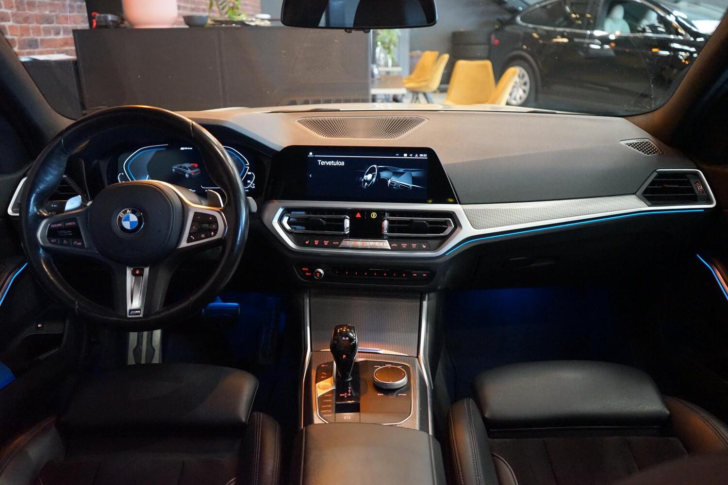 BMW 330 vaihtoauto