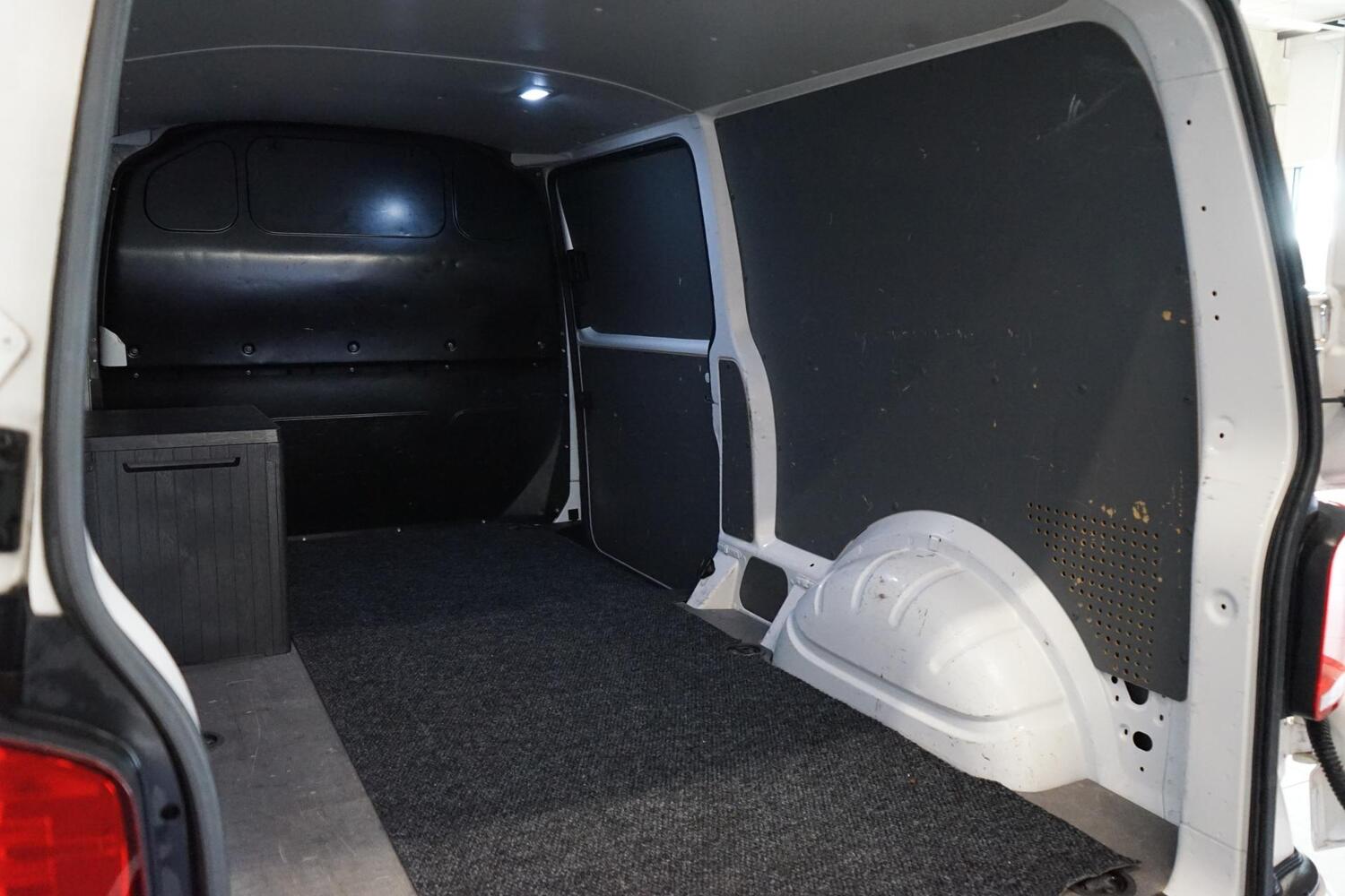 Volkswagen Transporter vaihtoauto
