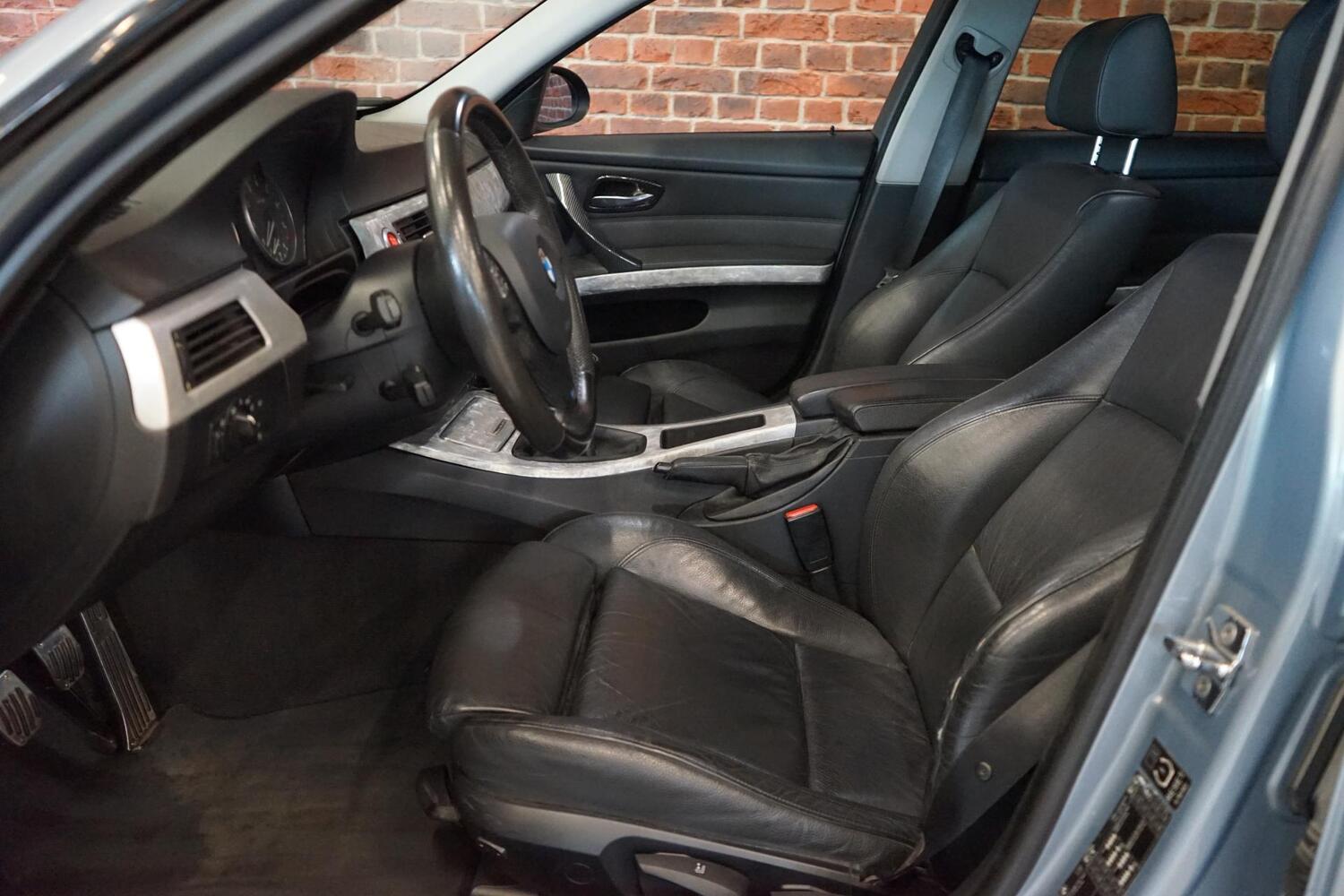 BMW 325 vaihtoauto