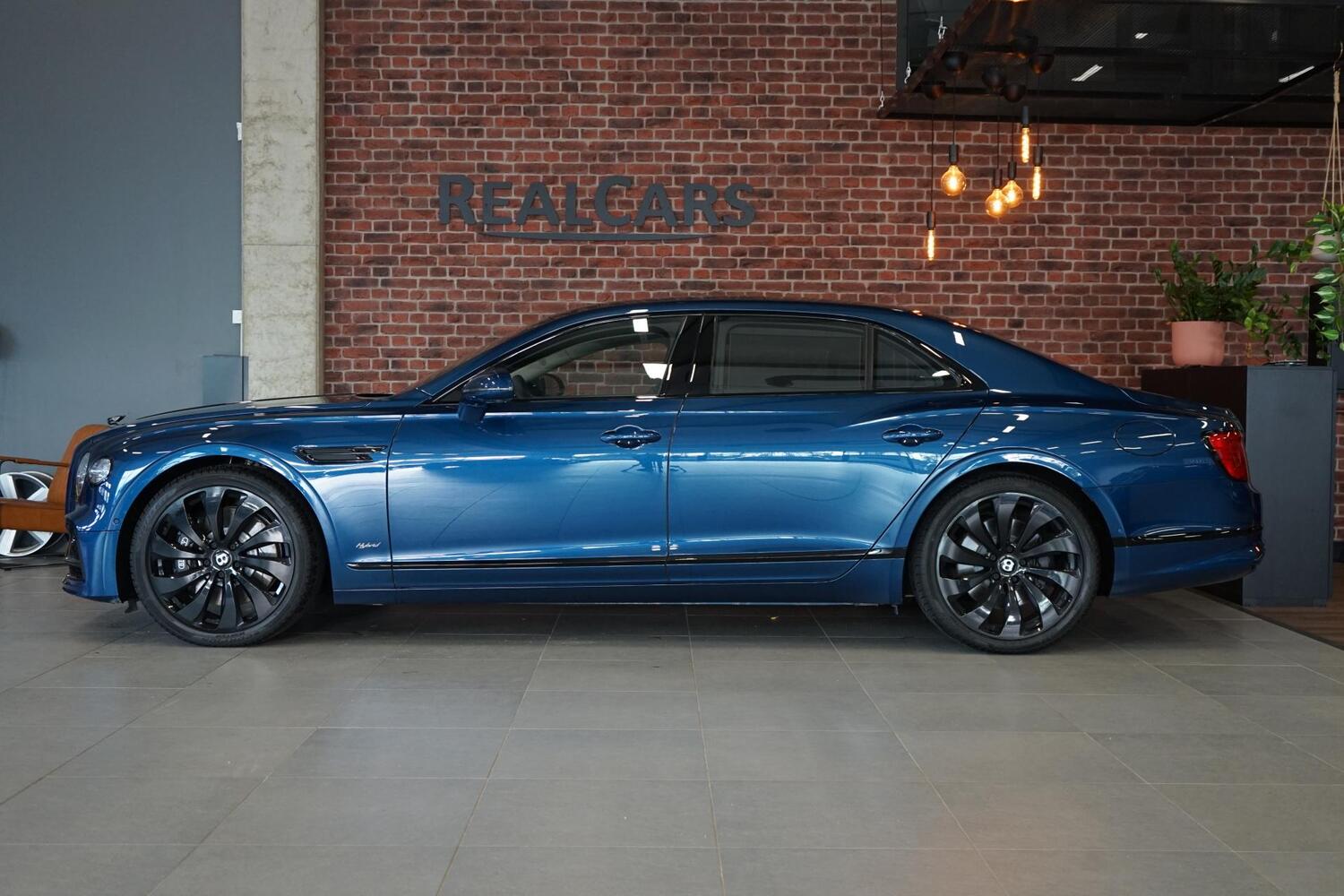 Bentley Flying Spur vaihtoauto