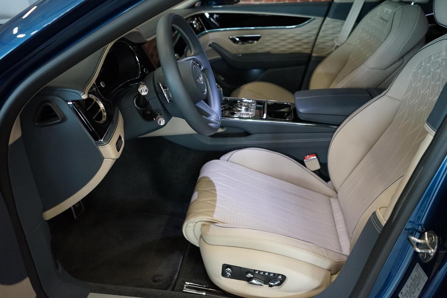 Bentley Flying Spur vaihtoauto