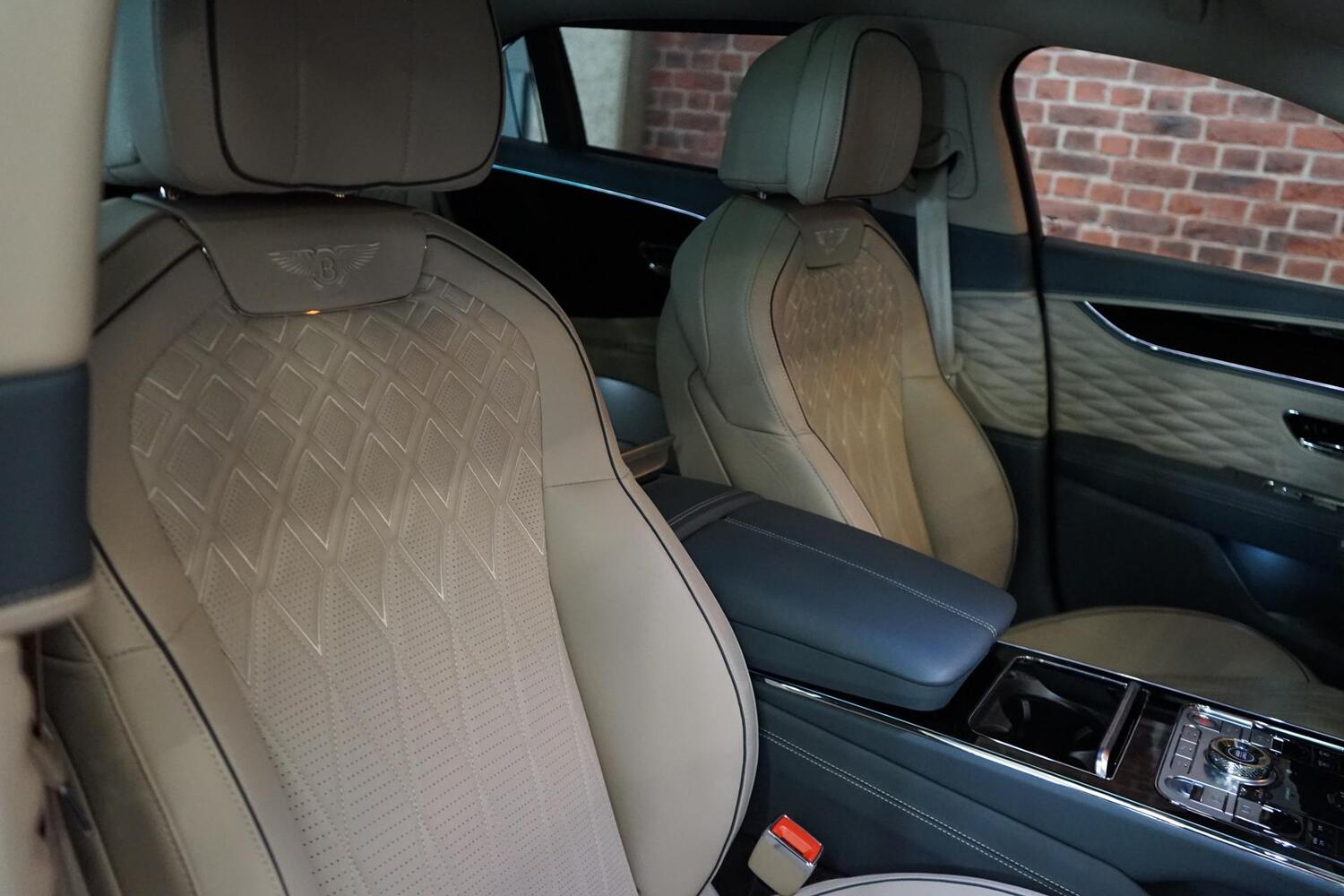 Bentley Flying Spur vaihtoauto