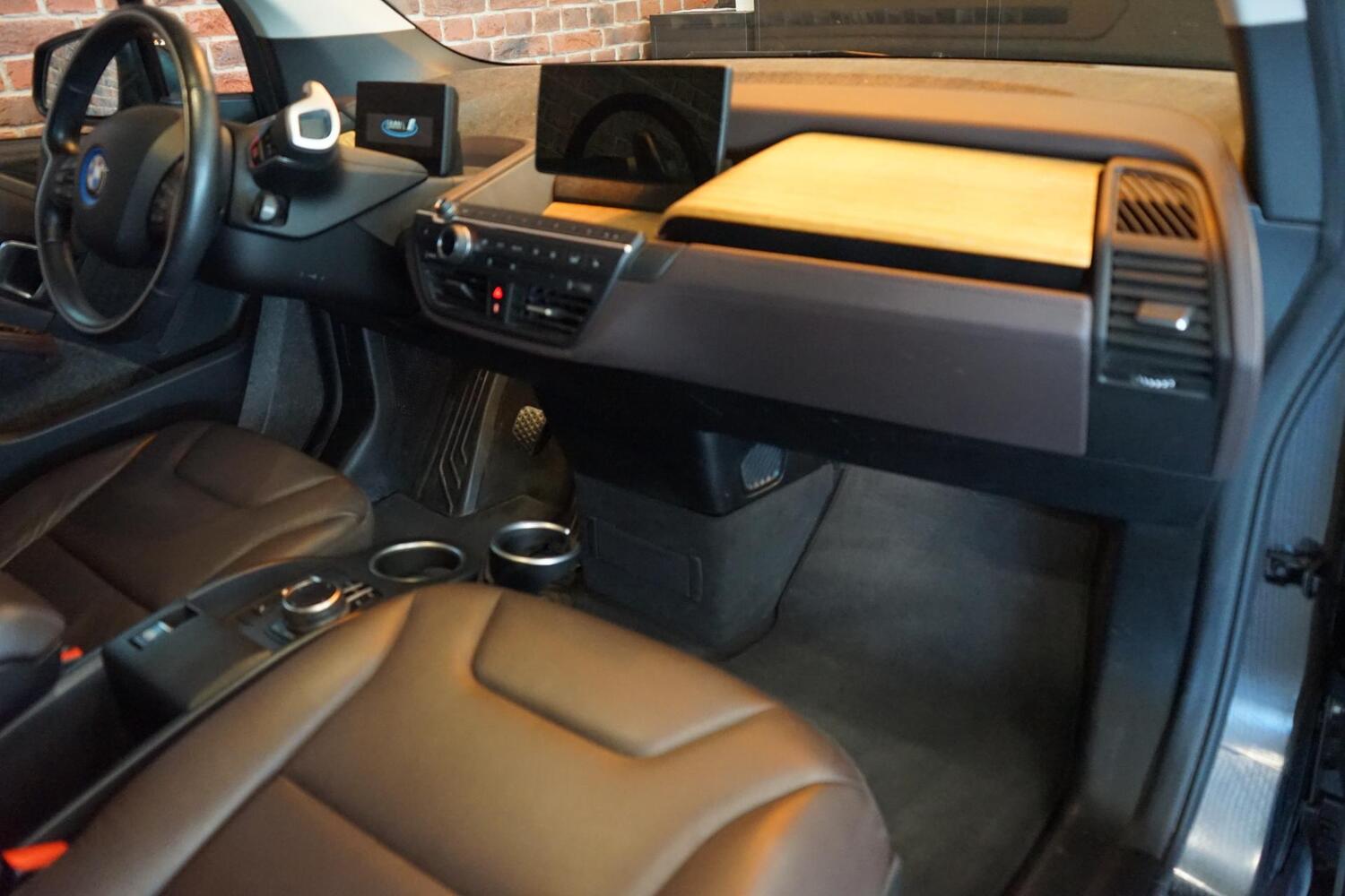 BMW i3s vaihtoauto