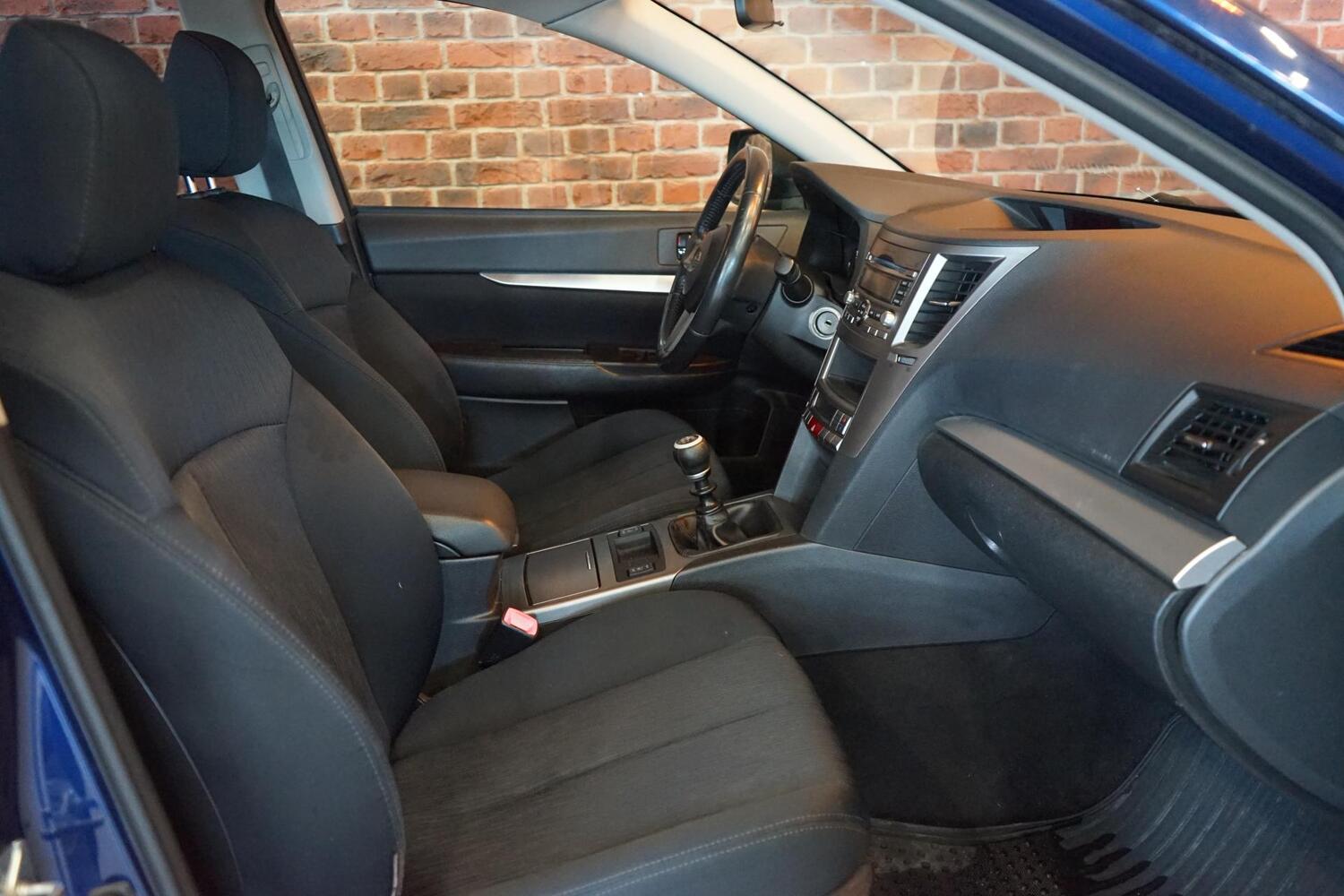 Subaru Legacy vaihtoauto