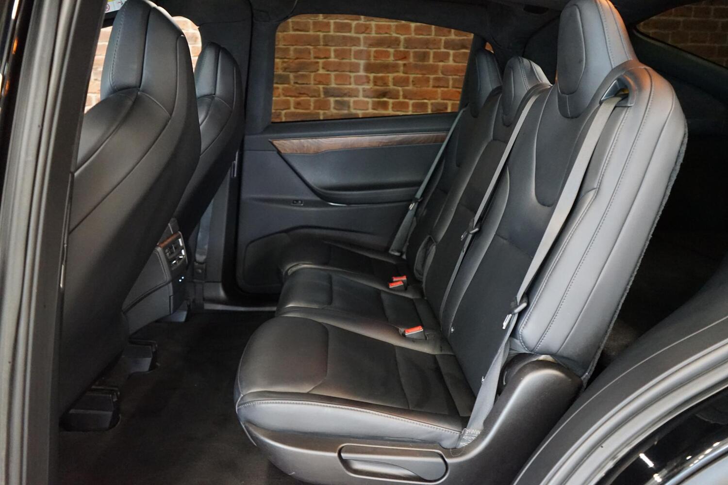 Tesla Model X vaihtoauto