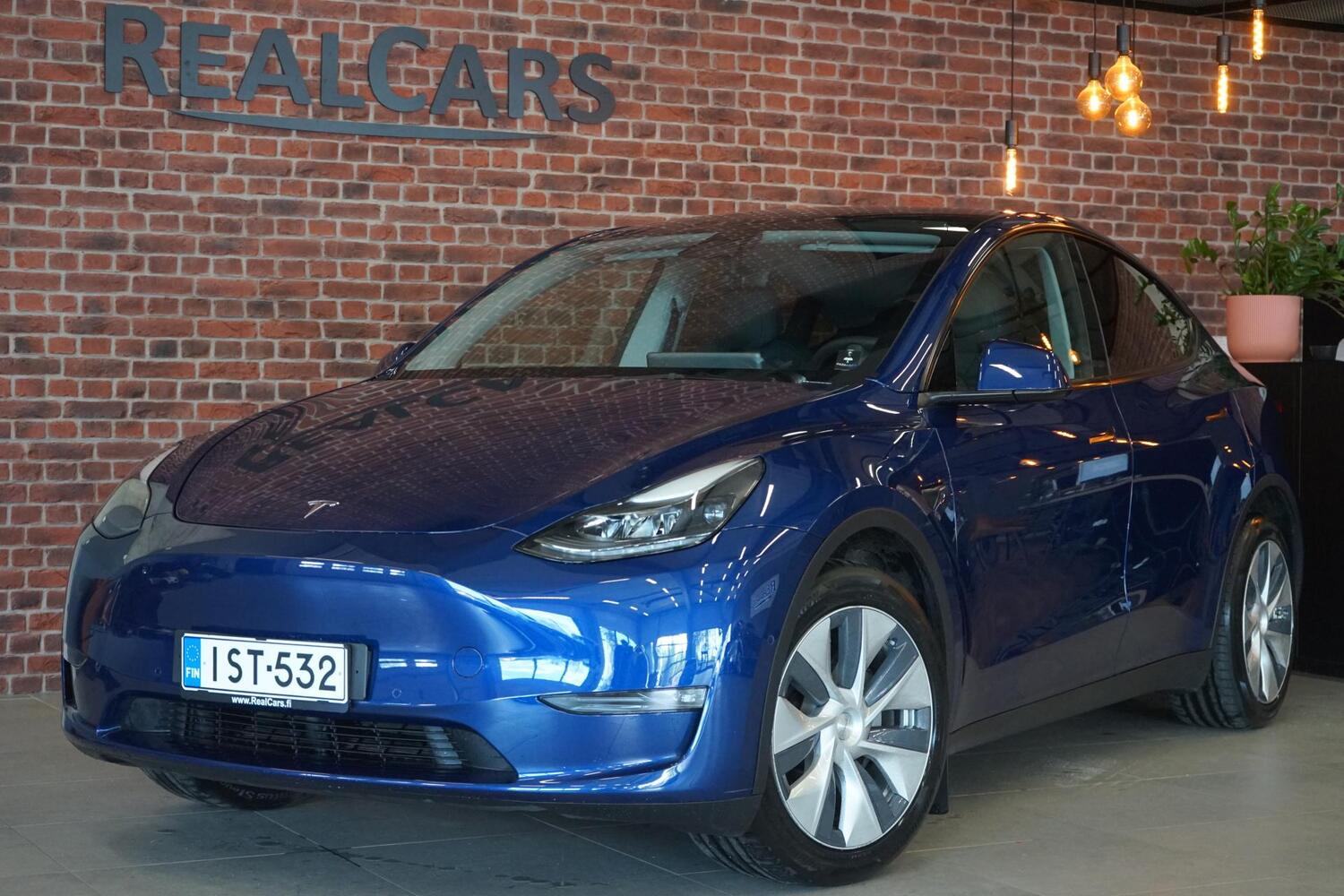 Tesla Model Y vaihtoauto