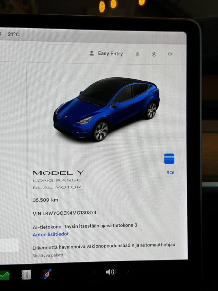 Tesla Model Y vaihtoauto